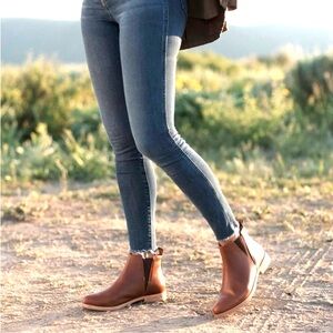 nisolo chelsea boots sep sale